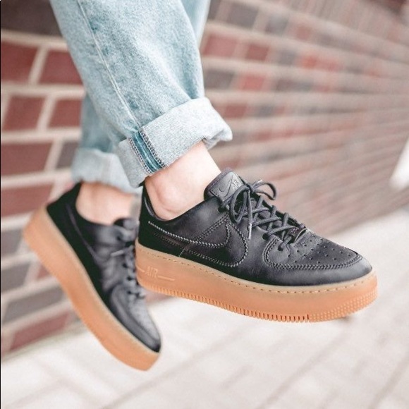 Nike Air Force 1 Sage Low LX NWT - Picture 2 of 16